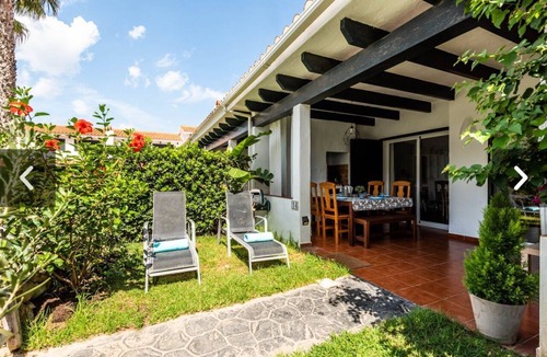 Arenal d'en Castell House | Charming 3-bedroom house with a pool and parking, right next to the beach (Wi-Fi, AC)