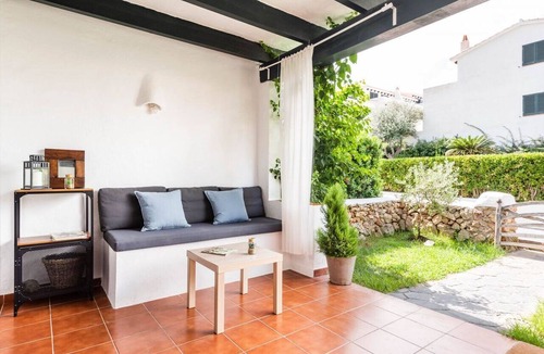 Arenal d'en Castell House | Charming 3-bedroom house with a pool and parking, right next to the beach (Wi-Fi, AC)