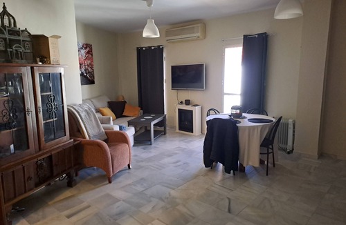 Tomares Apartment | Charming apartment for couples - discover magical Seville!