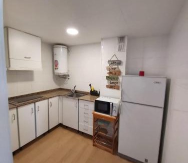El Francas Apartment | Charming apartment with mountain view in Francàs - 45m²