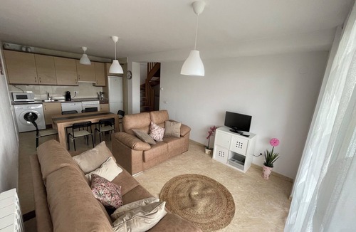 Castanares de Rioja Apartment | Charming Duplex in urbanization with pool and garage with elevator