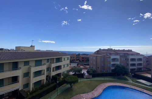 Calafat Apartment | Charming Duplex in L'Ametlla de Mar with Beach Access and Parking