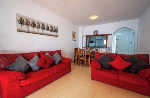 Puerto Rey Apartment | ➡️ Charming Ground Floor Apartment❤️ a stroll to beach ❤️ a walk to amenities ❤️