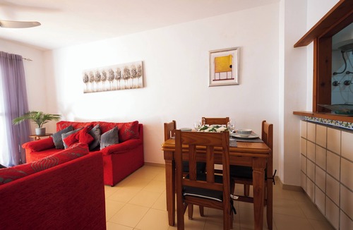 Puerto Rey Apartment | ➡️ Charming Ground Floor Apartment❤️ a stroll to beach ❤️ a walk to amenities ❤️