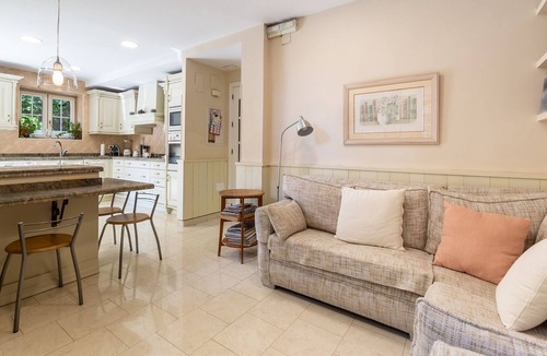 Nueva Espana House | Charming home with pool in center of Madrid sleeps 12+