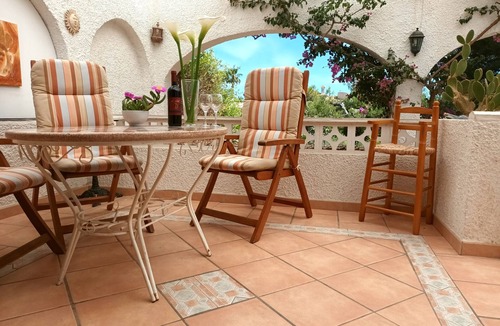 Bell Horizo House | Charming house with garden for 4 guests, early bird discount