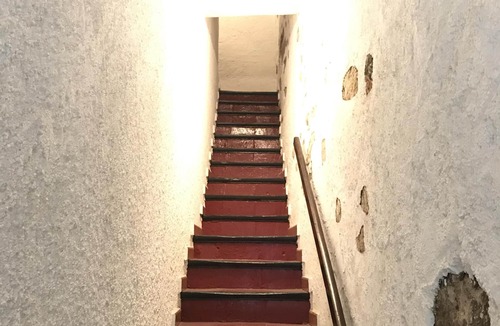 Old Town Apartment | Charming studio in the heart of Girona!
