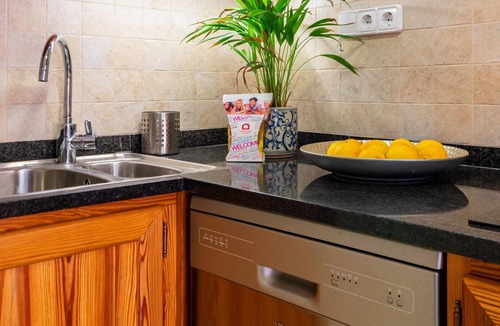 Palamos House | Charming Village House with Terrace, Near Beach, WiFi, Garage & Fully Equipped Kitchen