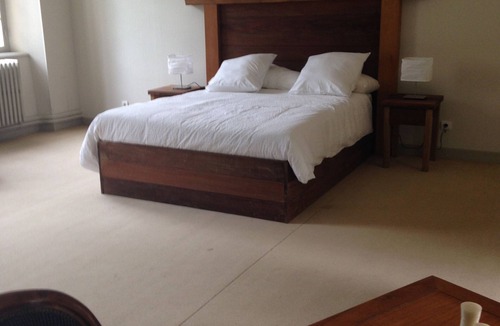 La Bastide-de-Serou Bed & Breakfast | Chateau du Val Larbont