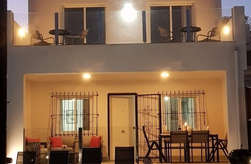 Los Alcazares House | Chic Luxury Villa with HEATED private pool, sleeps 7 people