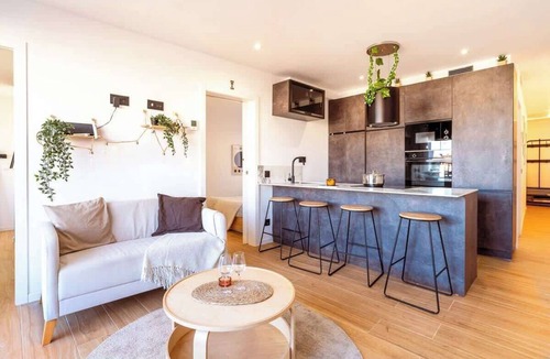 Tarragona Apartment | City Penthouse - Unik Vacation