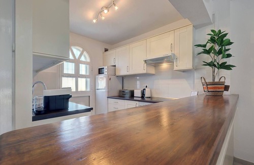 Calahonda Ski Chalet | Classic 2 Bed Andalusian Townhouse 500m From Beach