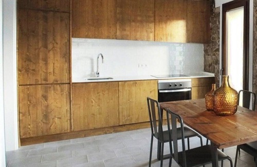 El Lloar House | Clifftop village house near Tarragona