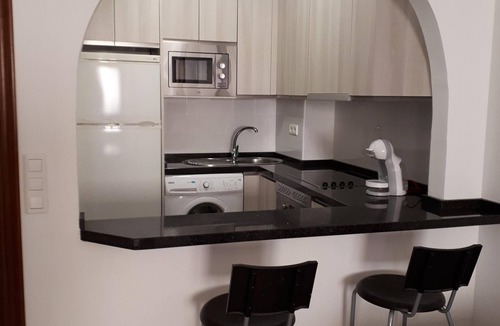 La Cala de Mijas House | Closed to the beach and center town cozy apartment UKTV