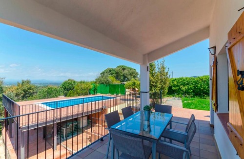 Vidreres Villa | Club Villamar - Andes