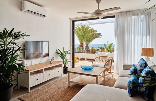 San Miguel de Abona Apartment | Coastal Apartment with Terrace, Sea Views and Heated Pools