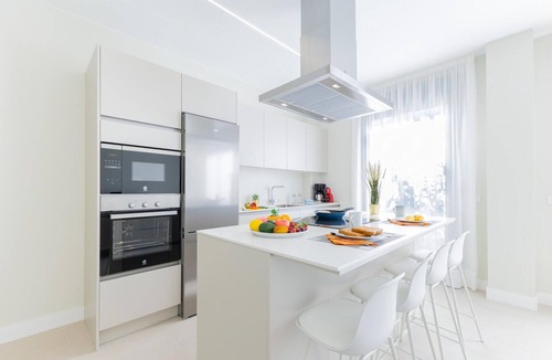Playa de Arinaga Apartment | Coastal Arinaga Apartment with Solarium