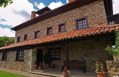 Los Tojos Cottage | Colsa apartments for 5 people