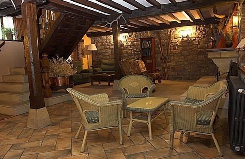 Los Tojos Cottage | Colsa apartments for 3 people