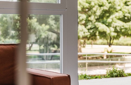 Soternes Apartment | Comfort and design facing the Turia Gardens in Valencia
