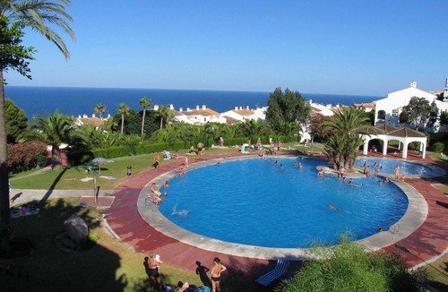 Gran Alacant House | Comfortable 2-Bedroom Bungalow in Santa Pola