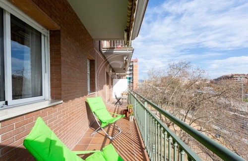 El Clot Apartment | Comfortable apartment near Glories