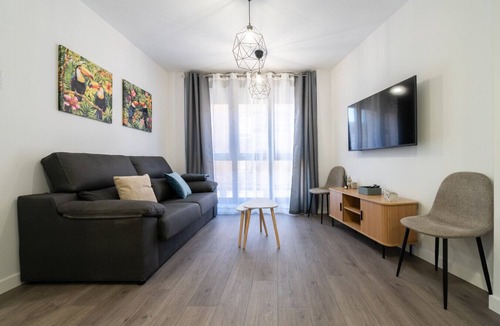 Getafe Apartment | Comfortable apartment for 6 near Madrid