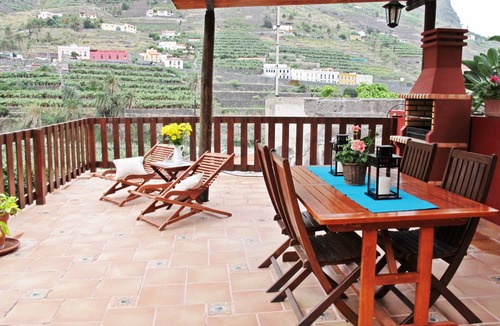 Hermigua Cottage | Comfortable house with views of the Hermigua Valley