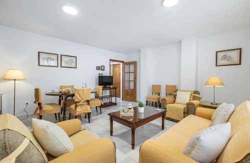 Armilla Apartment | Comodidad y ubicación ideal junto al PTS y Fermasa