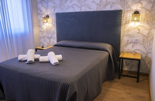 Aldeanueva del Camino Hostel | Complejo Roma