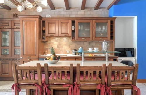 Playa del Cable Apartment | Concha House · Beachfront Heated Pool by Bayside