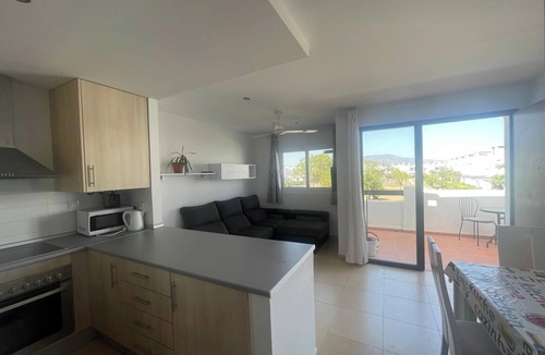 Alhama de Murcia Apartment | Condado De Alhama Apt-Pool-Park-Parking-Sleeps4