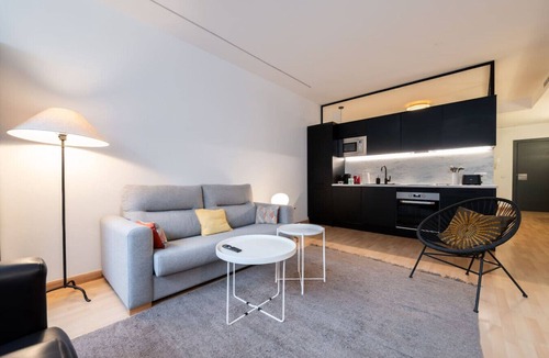 Alcobendas Apartment | Contemporary design and comfort - Alcobendas