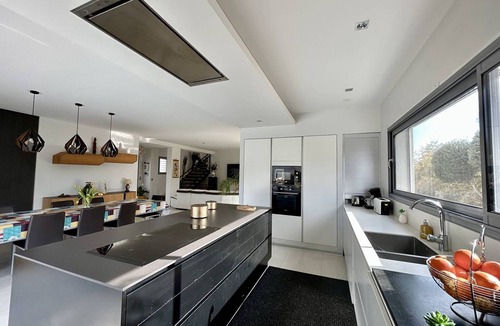 Perpignan Villa | Contemporary Villa with Private Pool and Air Conditioning 15min to Beaches