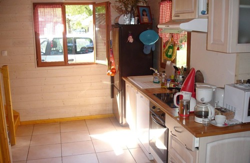 La Teste-de-Buch Resort | Contemporary wooden chalet 3 comfortable bedrooms
