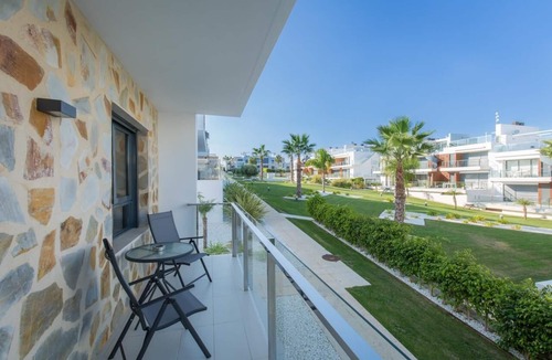 Orihuela Costa Apartment | Cosy 3 Bedrooms Apartment in Punta Prima ♡ View the calendar