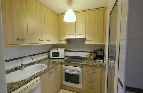 Alcanar Apartment | Cosy apartment for 4 guests with pool, WIFI, TV and balcony