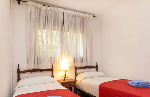 Sa Riera Apartment | Cosy apartment for 4 guests with WIFI, TV, balcony and parking