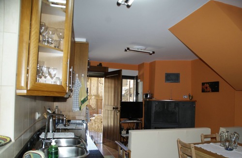 Santa Cruz de los Cuerragos Cottage | Cottage in Sierra de la Culebra, Biosphere Reserve. Wolf observation.