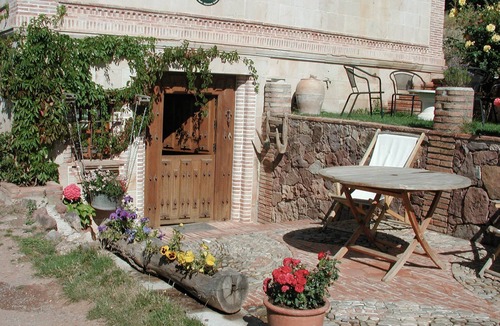 El Rasillo de Cameros Cottage | Cottage, 20 people, garden, barbecue, pets allowed