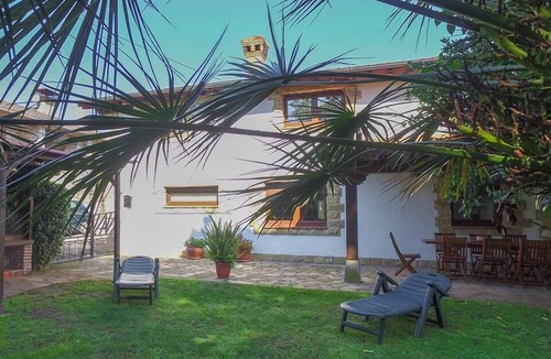 Lamadrid Cottage | Cottage-Apartment-Private Bathroom-El Terrero