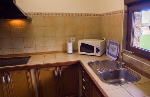 Lamadrid Cottage | Cottage-Apartment-Private Bathroom-La Viña