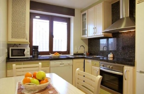 Ocenilla Cottage | Cottage La Casona de Ocenilla for 12 people