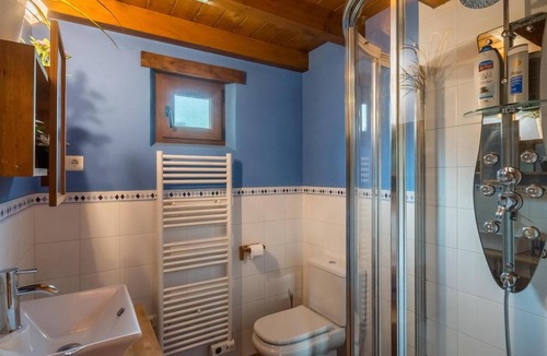 Fontibre House | Country House 'Casa Marta' with Mountain View, Private Terrace and Wi-Fi