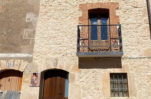 Penalba de San Esteban House | Country House 'La Marcela' with Mountain View, Private Terrace and Wi-Fi