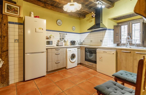 Canalejas de Penafiel House | Country House 'Casa Rural La Herreria' with Private Terrace, Private Garden and Balcony