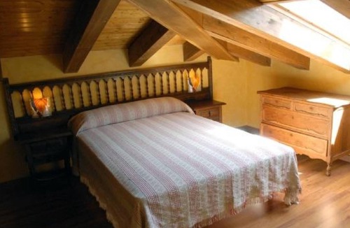 Salas de los Infantes House | Country House 'La Botería' with Private Garden, Balcony and Wi-Fi