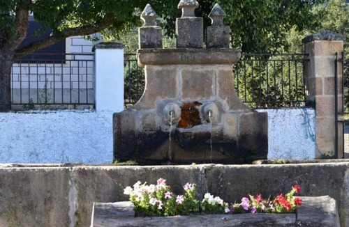 Sotillo del Rincon House | Country House 'El Aterpe 5' with Mountain View, Private Garden and Wi-Fi