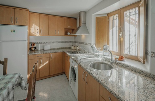 Aguera House | Country House 'La Cabaña' with Mountain View, Private Garden and Wi-Fi