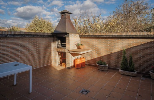 Hontoria del Pinar House | Country House 'Entrada Rio Lobos I' with Mountain Views, Private Terrace and Wi-Fi